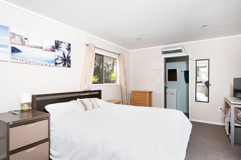 Photo of property in 27 Bethells Road, Waitakere, Auckland, 0816