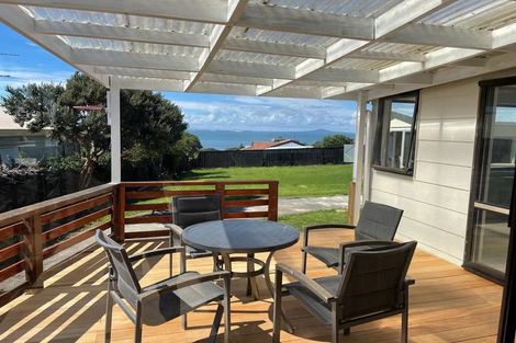 Photo of property in 1425 Whangaparaoa Road, Army Bay, Whangaparaoa, 0930