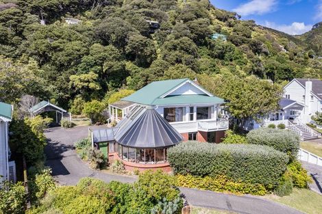 Photo of property in 24 Mahoe Street, Eastbourne, Lower Hutt, 5013
