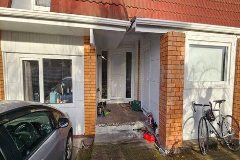 Photo of property in 28 Delaware Crescent, Russley, Christchurch, 8042