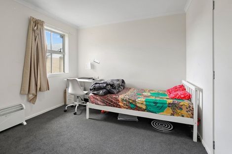 Photo of property in 71 Chiefs Court, Hamilton East, Hamilton, 3216