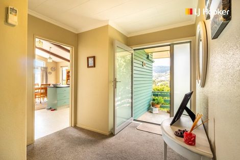 Photo of property in 60 Marion Street, Macandrew Bay, Dunedin, 9014