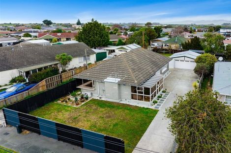 Photo of property in 37 Carters Road, Aranui, Christchurch, 8061