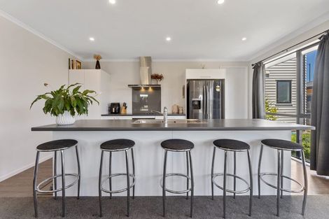 Photo of property in 28 Sholto Duncan Crescent, Halswell, Christchurch, 8025