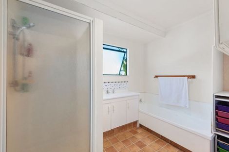 Photo of property in 46 Welcome Bay Lane, Hairini, Tauranga, 3112