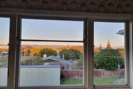 Photo of property in 26 Marine Parade, Otaki Beach, Otaki, 5512