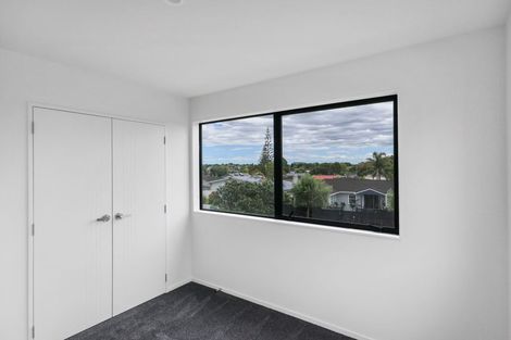 Photo of property in 1b Malvina Place, Bucklands Beach, Auckland, 2014