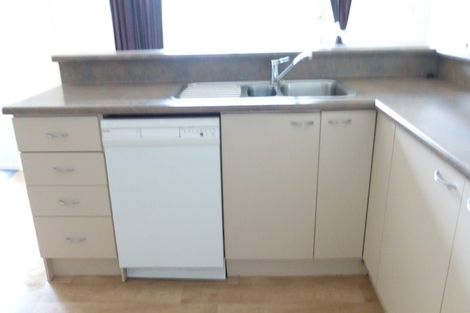 Photo of property in 9 Courtfield Close, Parklands, Christchurch, 8083