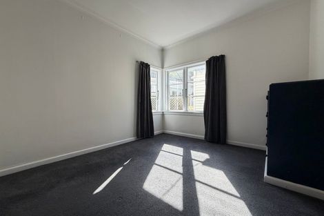 Photo of property in 75 Chamberlain Road, Karori, Wellington, 6012