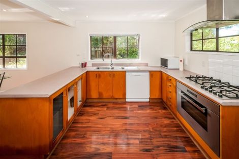 Photo of property in 43 Oteha Valley Road, Northcross, Auckland, 0632