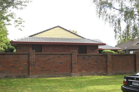 Photo of property in 8 Tripp Place, Ilam, Christchurch, 8041