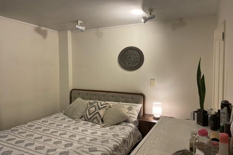 Photo of property in 2b/66 Mount Eden Road, Mount Eden, Auckland, 1024