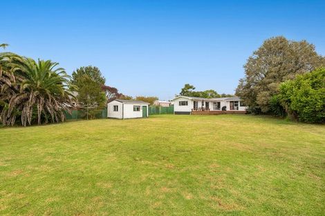 Photo of property in 50 Awaroa Road, Helensville, 0800