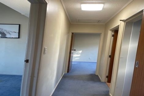 Photo of property in 1/23 Woodcote Drive, Glenfield, Auckland, 0629