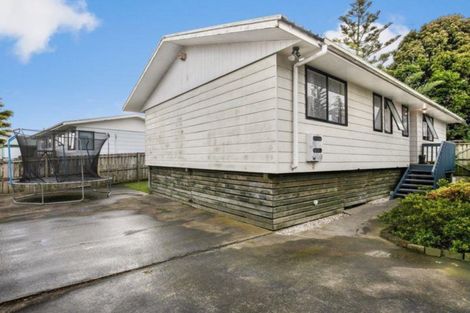 Photo of property in 2/63 Palmers Road, Clendon Park, Auckland, 2103