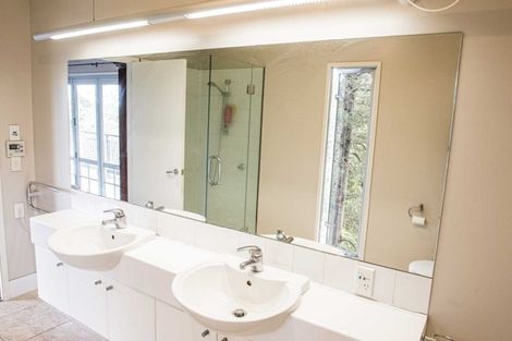 Photo of property in 1a Sherwood Lane, Cashmere, Christchurch, 8022