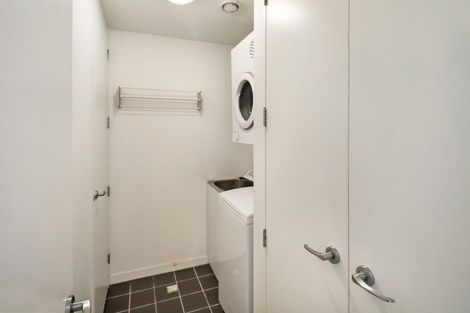 Photo of property in Montreaux Apartments, 1f/164 The Terrace, Wellington Central, Wellington, 6011