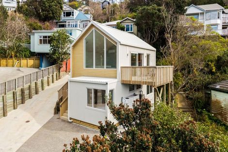 Photo of property in 192a Derwent Street, Island Bay, Wellington, 6023