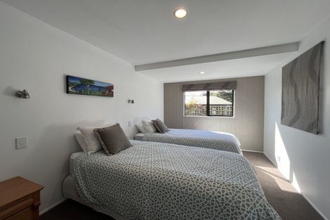 Photo of property in 379 Peninsula Road, Kelvin Heights, Queenstown, 9300