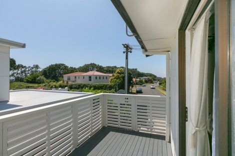 Photo of property in 4 Cutfield Road, New Plymouth, 4310