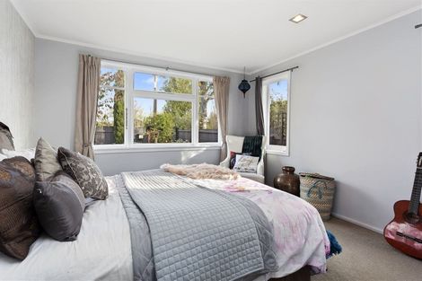 Photo of property in 98 Northcote Road, Northcote, Christchurch, 8052