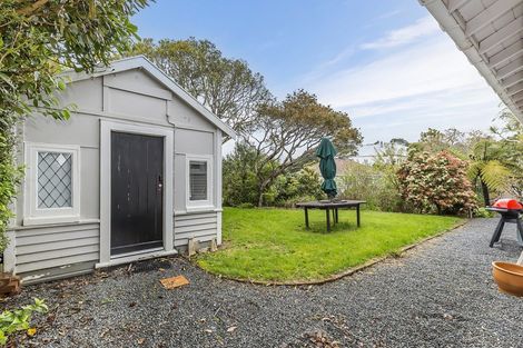 Photo of property in 7 Moana Road, Kelburn, Wellington, 6012