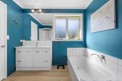 Photo of property in 79 Willowside Place, Amberley, 7410