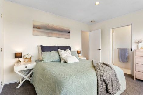 Photo of property in 2/12 Opal Avenue, Pakuranga, Auckland, 2010