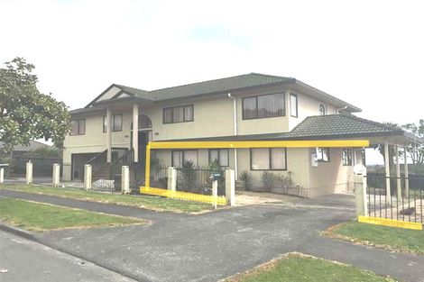 Photo of property in 14 Arrowsmith Drive, Clover Park, Auckland, 2019