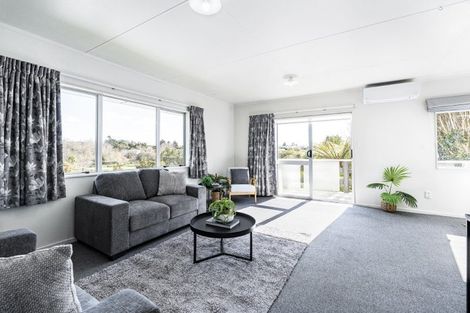 Photo of property in 5 Jensen Place, Frankleigh Park, New Plymouth, 4310