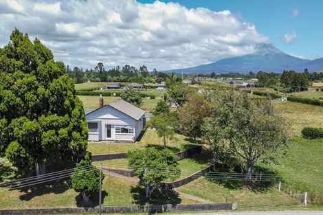 Photo of property in 1397 Egmont Road, Egmont Village, Inglewood, 4386