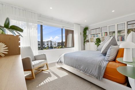 Photo of property in 21 Hudson Bay Road, Hobsonville, Auckland, 0616