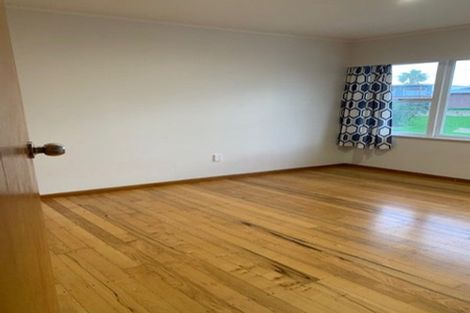 Photo of property in 16 Glenside Avenue, Pakuranga, Auckland, 2010