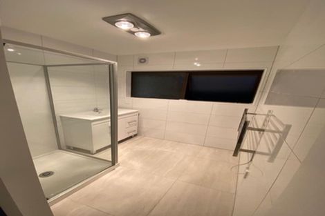 Photo of property in 2/111 Whitford Road, Somerville, Auckland, 2014