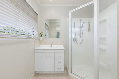 Photo of property in 12 Whitby Place, Welcome Bay, Tauranga, 3112