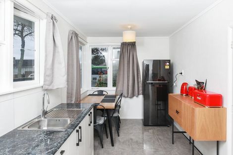 Photo of property in 81 Holland Road, Fairfield, Hamilton, 3214