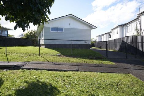 Photo of property in 39 Court Town Close, Mangere, Auckland, 2022