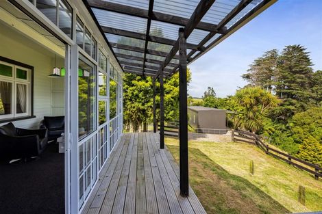 Photo of property in 206 Henwood Road, Paraite, New Plymouth, 4372