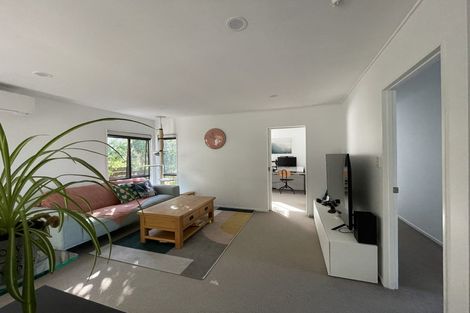 Photo of property in 4/205 Lake Road, Belmont, Auckland, 0622