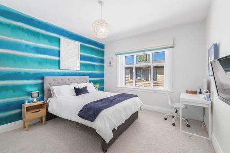 Photo of property in 74 Selwyn Street, Somerfield, Christchurch, 8024