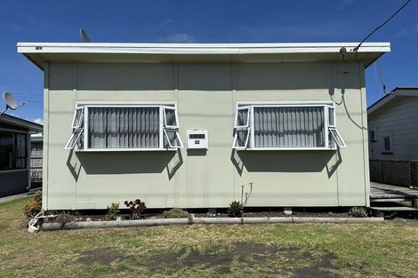 Photo of property in 66 Sixth Avenue, Urenui, 4377