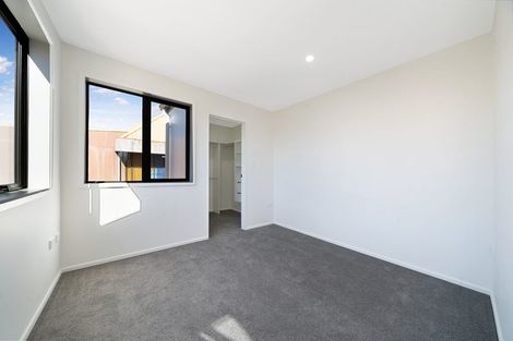 Photo of property in 9/1 Waters Place, New Lynn, Auckland, 0600