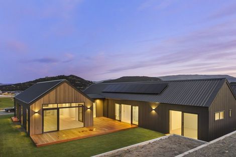 Photo of property in Northlake, 5 Cambrian Street, Wanaka, 9305