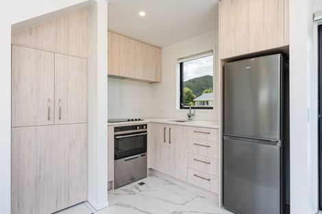 Photo of property in 1/31 Waiwhetu Road, Waiwhetu, Lower Hutt, 5010