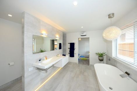 Photo of property in 11 Foxton Drive, Kaiapoi, 7630