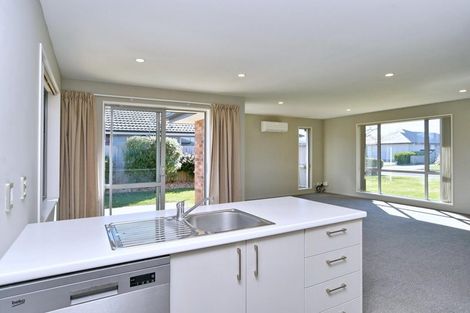 Photo of property in 9 Maple Place, Rangiora, 7400