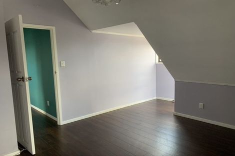 Photo of property in 5 Tawa Road, Te Atatu Peninsula, Auckland, 0610