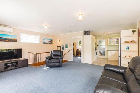 Photo of property in 49 Foster Avenue, Huia, Auckland, 0604