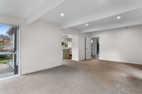Photo of property in 4 Bridgemere Lane, Cracroft, Christchurch, 8022