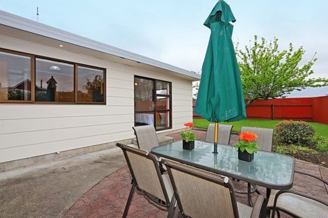 Photo of property in 22 Perry Crescent, Greenmeadows, Napier, 4112